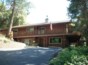  Cedar Mountain Lodge  Окхерст